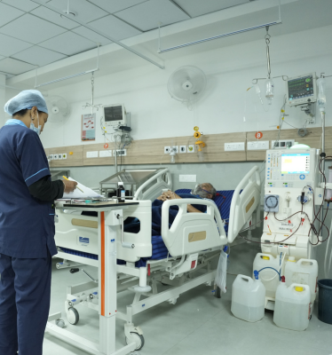 Internal Medicine & Critical Care